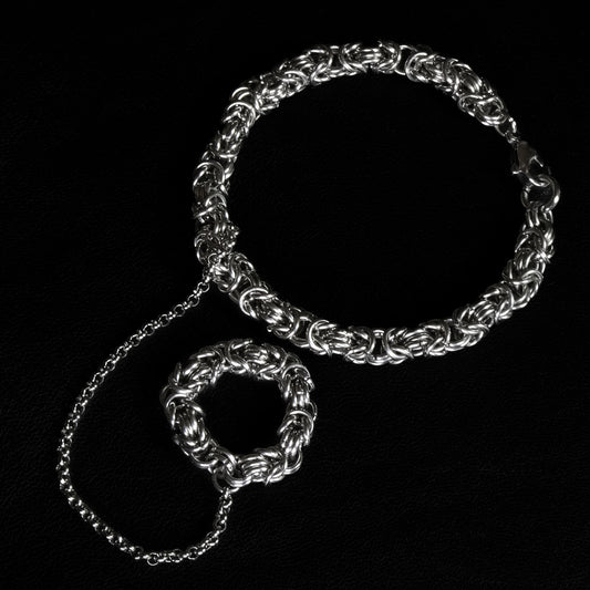Alacran Bracelet Ring