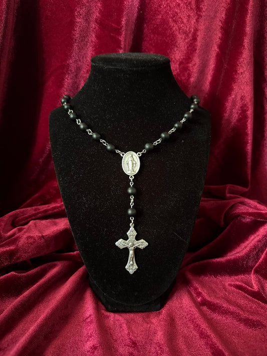 Garbo Rosary Necklace (Black)